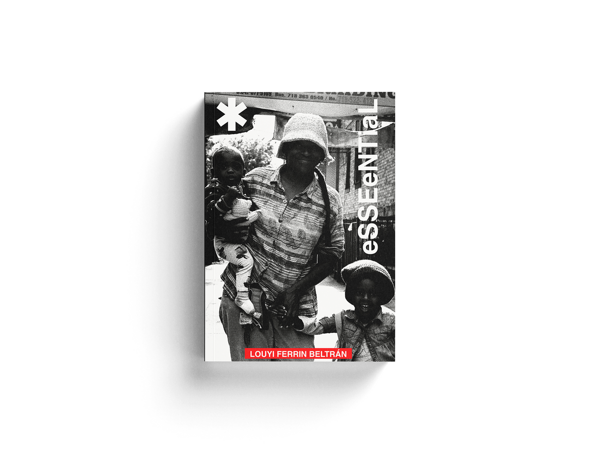 ✱eSSeNTiaL [Pre-Order]