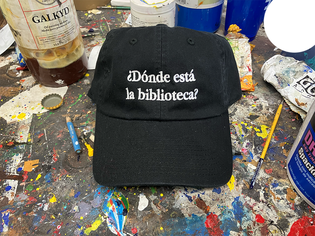 ¿Dóndé está la biblioteca? Hat