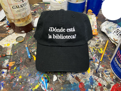 ¿Dóndé está la biblioteca? Hat