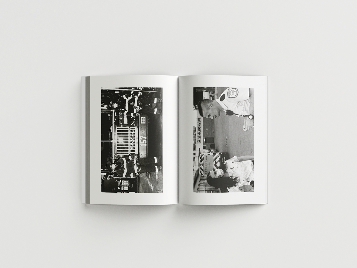 ✱eSSeNTiaL [Pre-Order]
