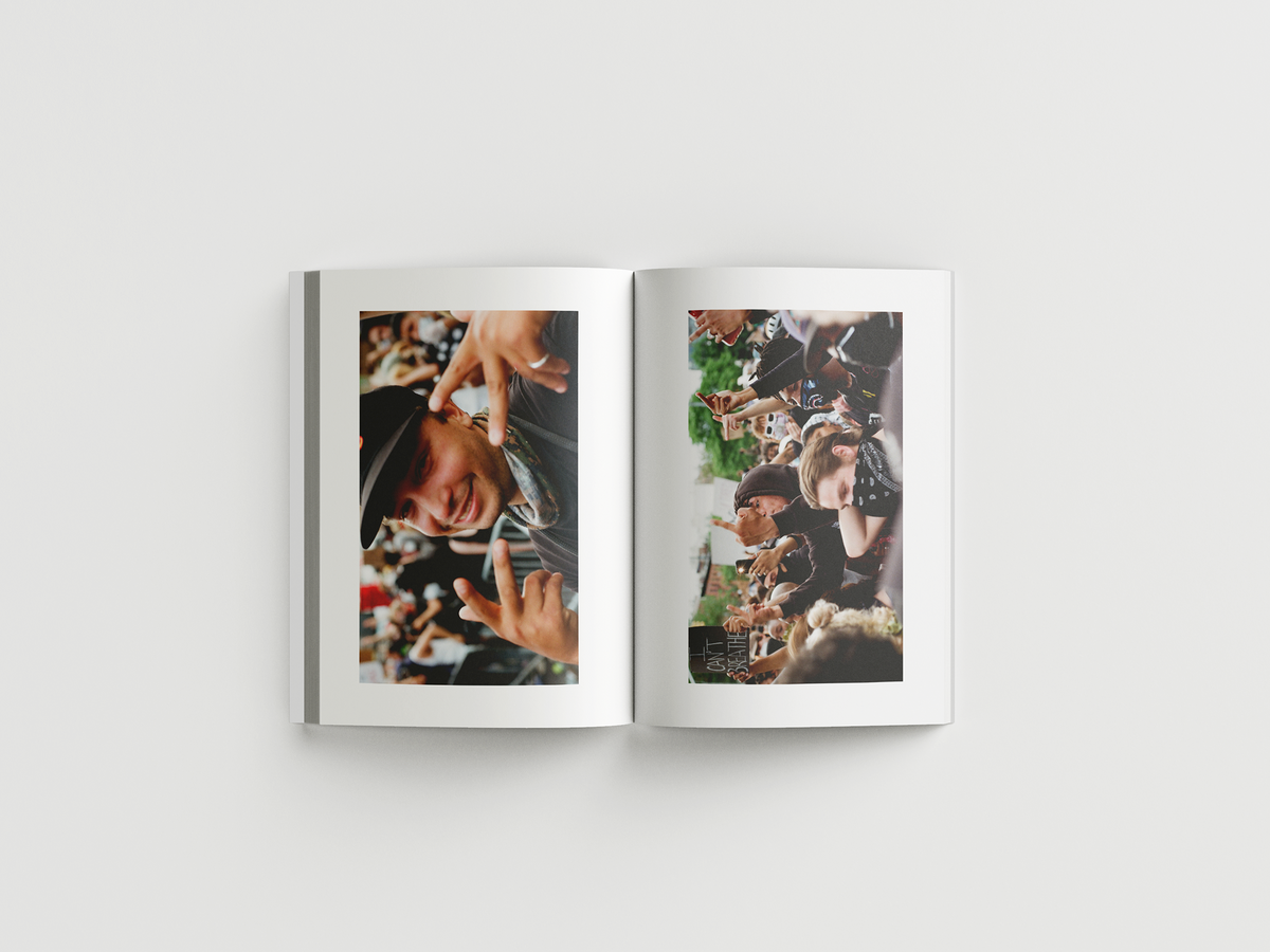 ✱eSSeNTiaL [Pre-Order]